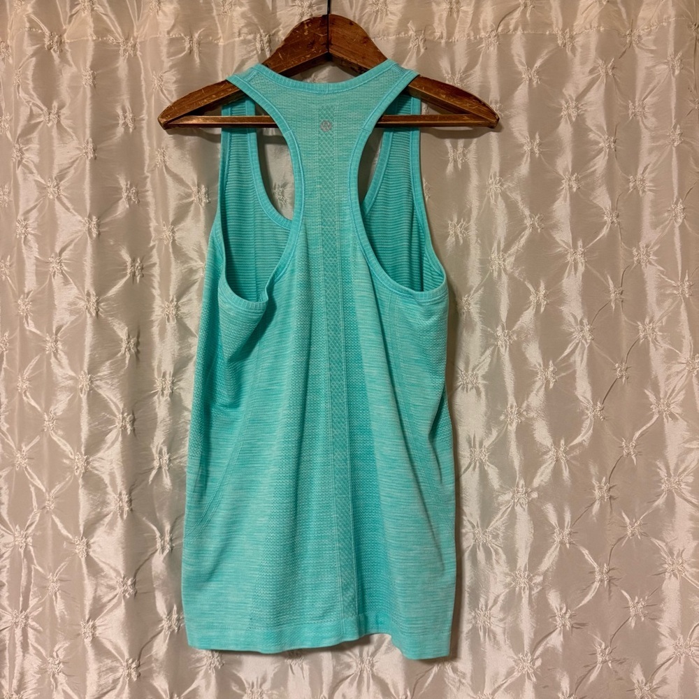 Lululemon Run: Swiftly Tech Racerback Tank Top Aqua Heathered Angel Blue - Picture 2 of 12